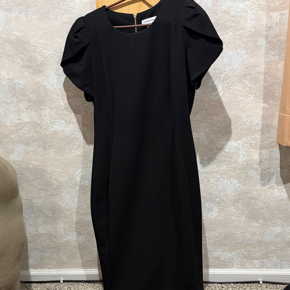 Calvin Klein Collection Black Puff-Sleeve Midi Dress